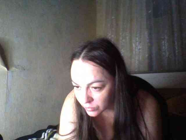KissyHoney webcam