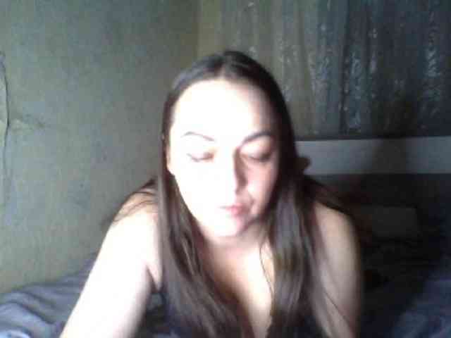 KissyHoney webcam