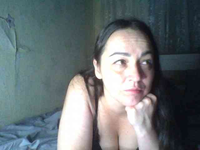 KissyHoney webcam
