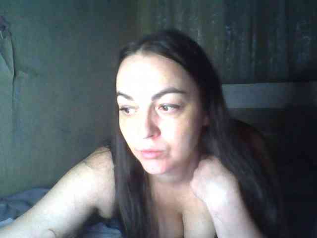 KissyHoney webcam