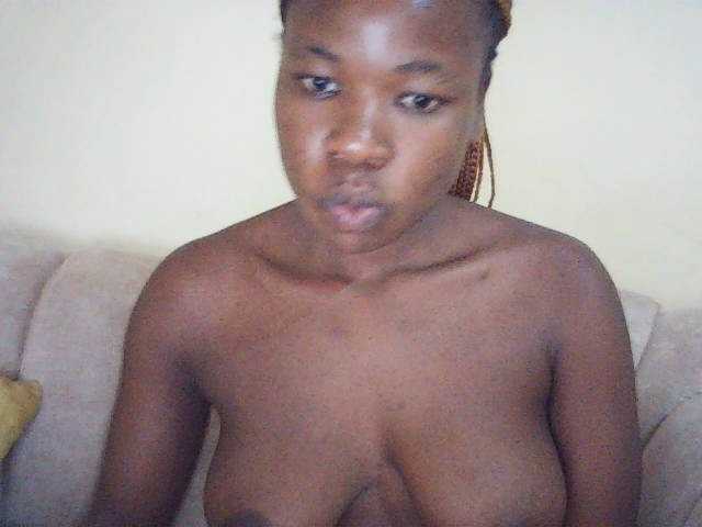 Sexbutt01 webcam bongacams model stream image