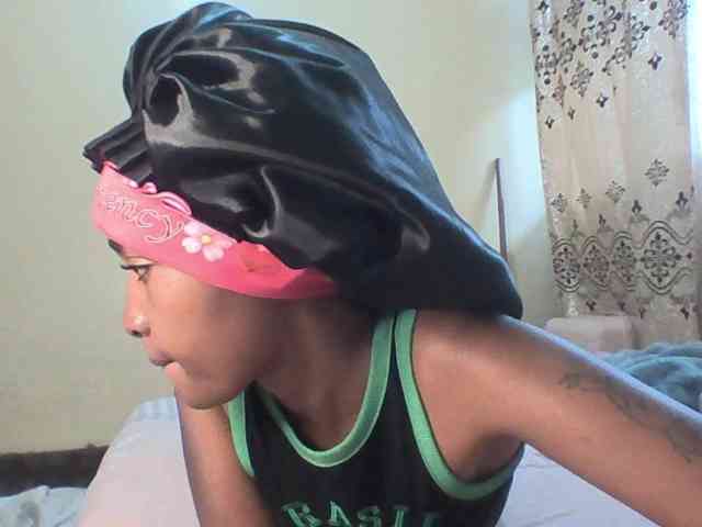 CheekyAngels1 webcam