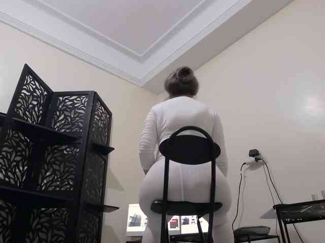 PreciousMoan webcam