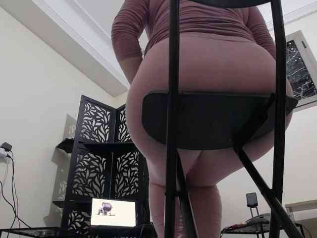 PreciousMoan webcam