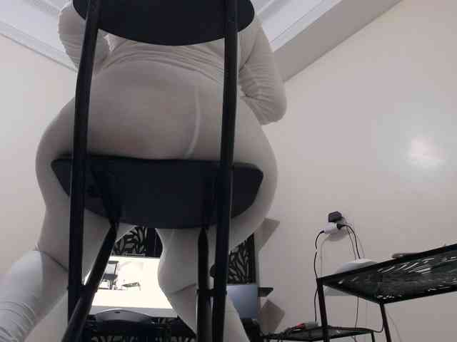 PreciousMoan webcam