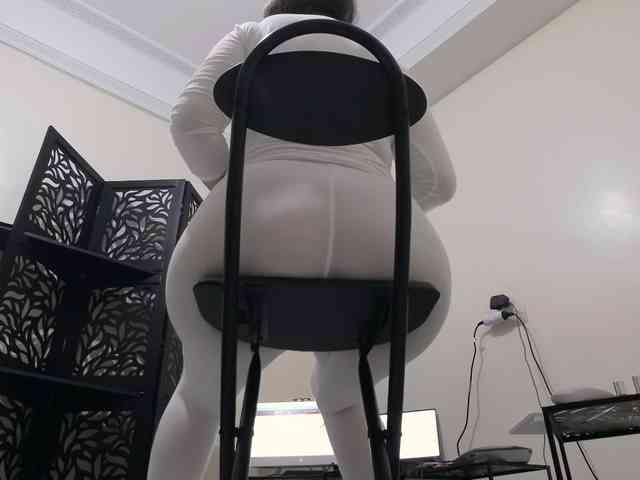 PreciousMoan webcam