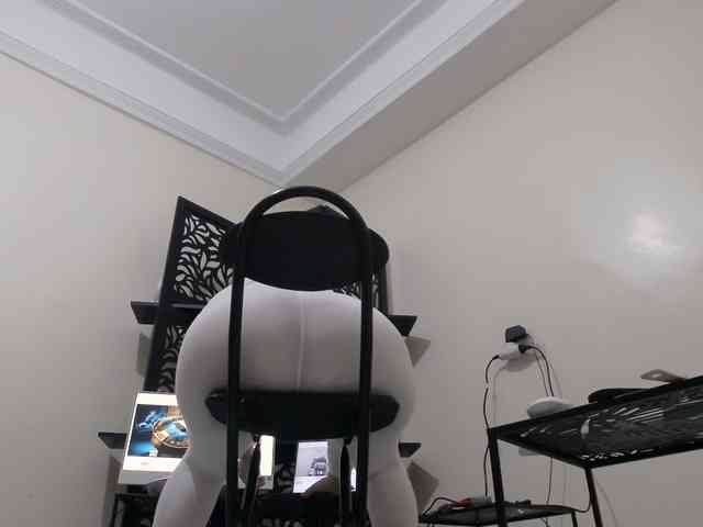PreciousMoan webcam