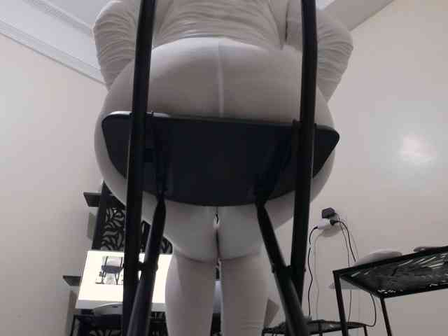 PreciousMoan webcam