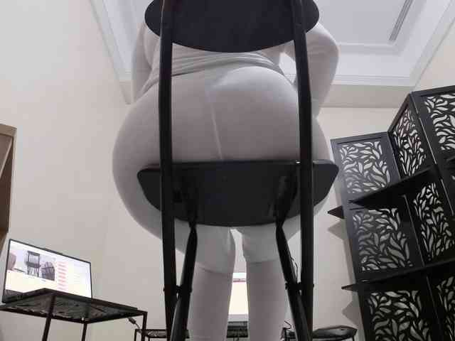 PreciousMoan webcam
