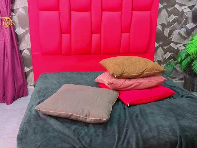 emmaalennox's BongaCams show and profile