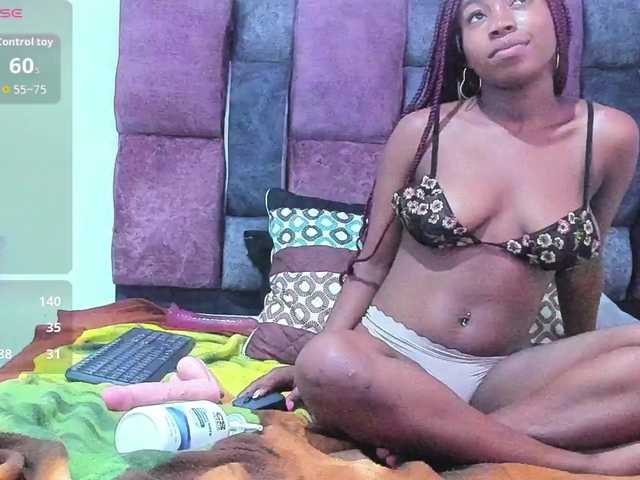 ashlleyray live cam on BongaCams