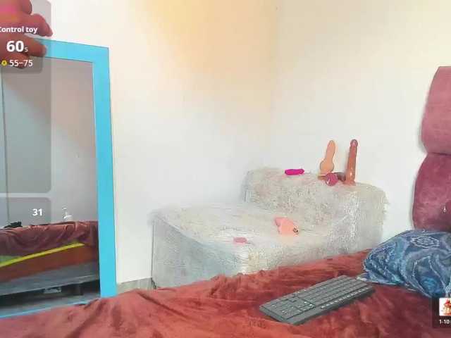 ashlleyray live cam on BongaCams