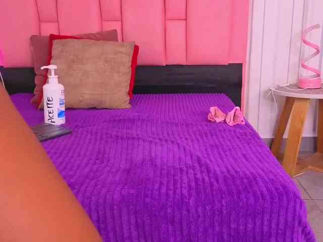 ashlleyray Live Webcam on BongaCams