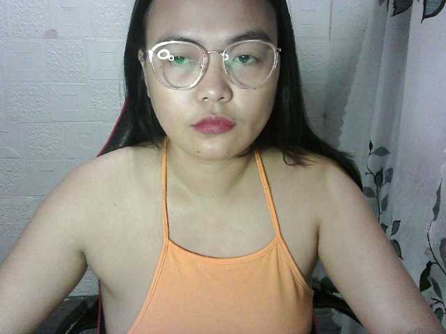 chubbycheeks94 live cam on BongaCams