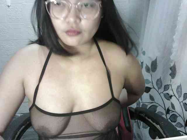 chubbycheeks94 webcam