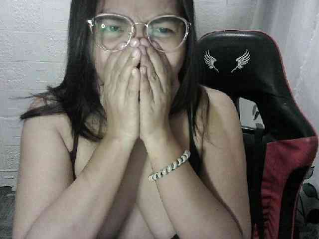 Model: chubbycheeks94