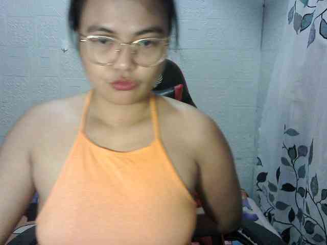 chubbycheeks94 webcam