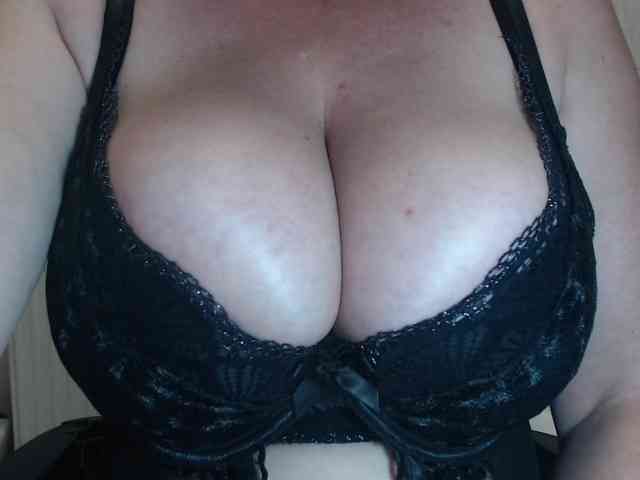 newamyy00 webcam