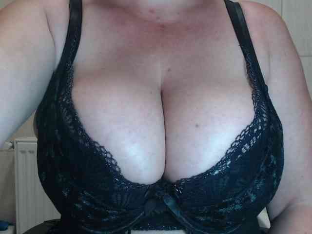 newamyy00 webcam