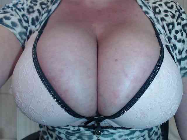 newamyy00 webcam