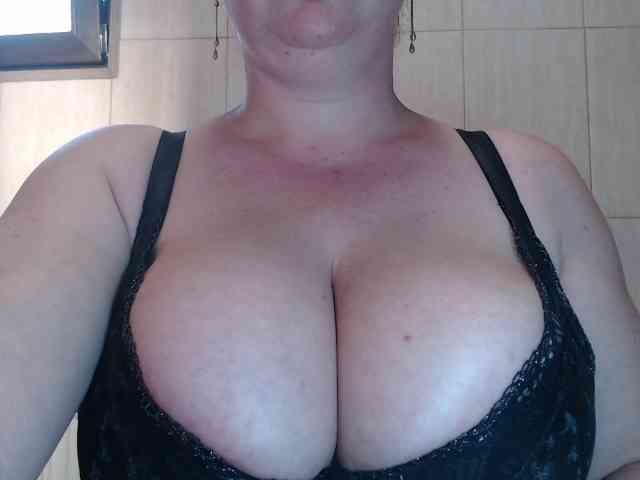 newamyy00 webcam