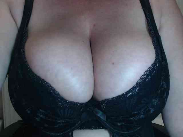newamyy00 webcam