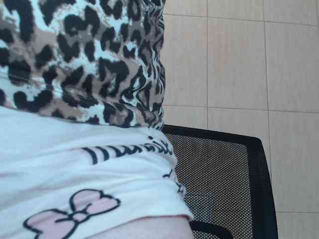 newamyy00 webcam