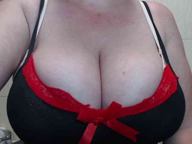 newamyy00 webcam
