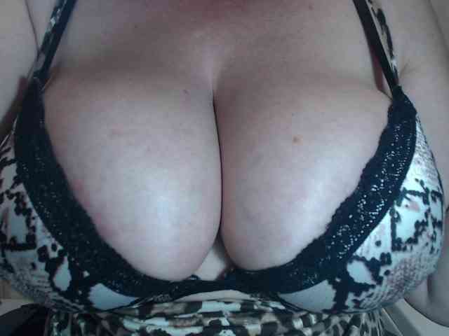 newamyy00 webcam