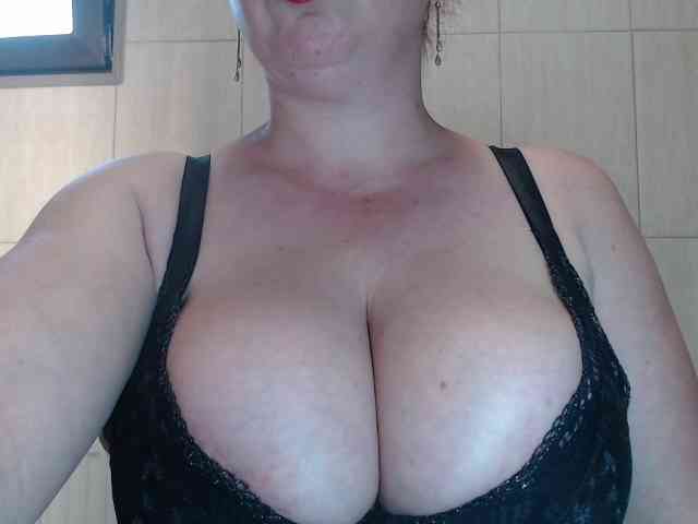 newamyy00 webcam