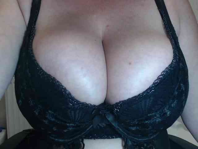 newamyy00 webcam