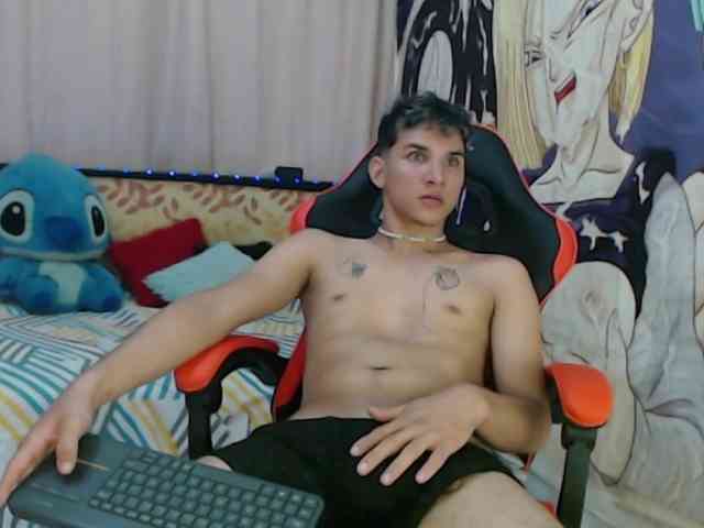 anthony-voss Sex Cam Show