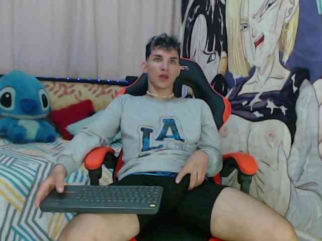 anthony-voss Sex Cam Show