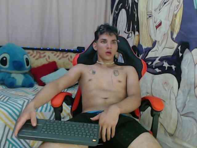 anthony-voss Sex Cam Show