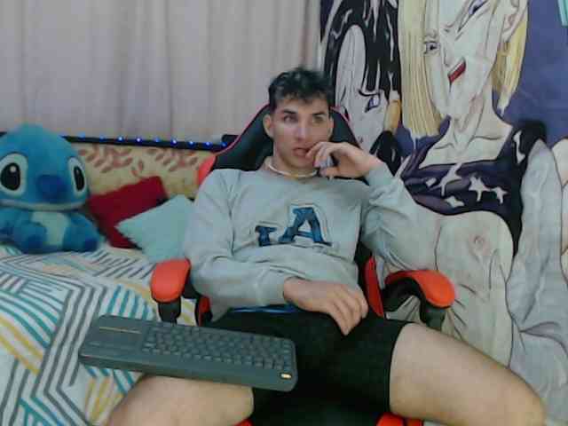 anthony-voss Sex Cam Show