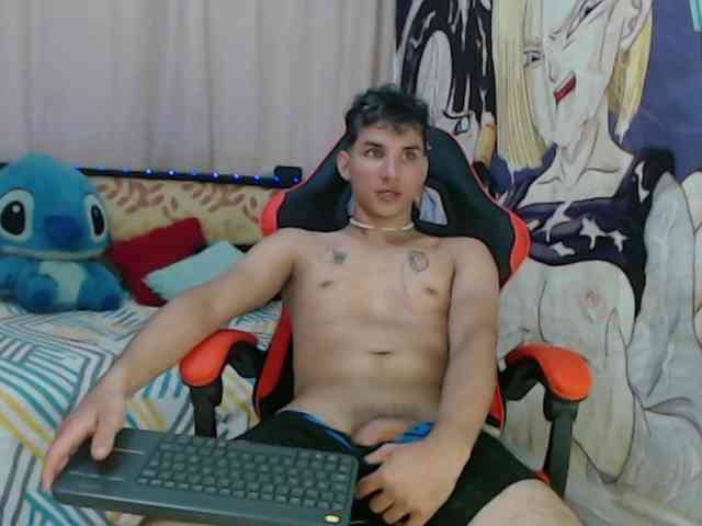 anthony-voss Sex Cam Show