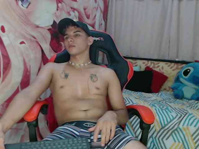 anthony-voss Sex Cam Show