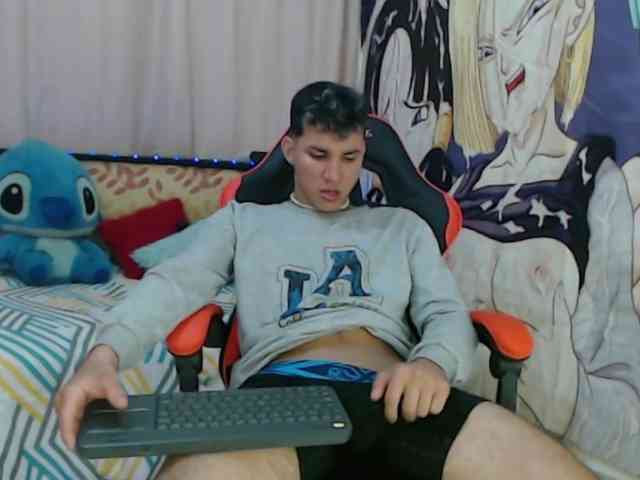 anthony-voss Sex Cam Show