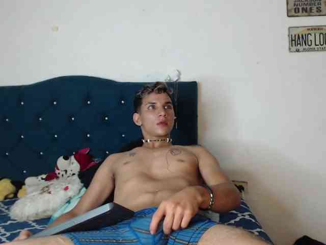 anthony-voss Live Webcam on BongaCams