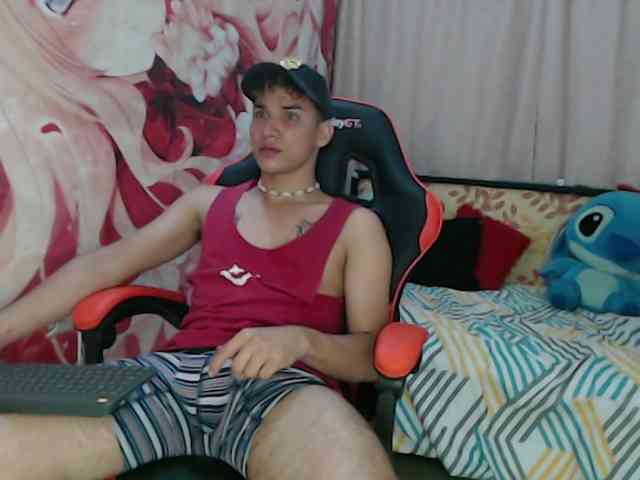 anthony-voss Sex Cam Show
