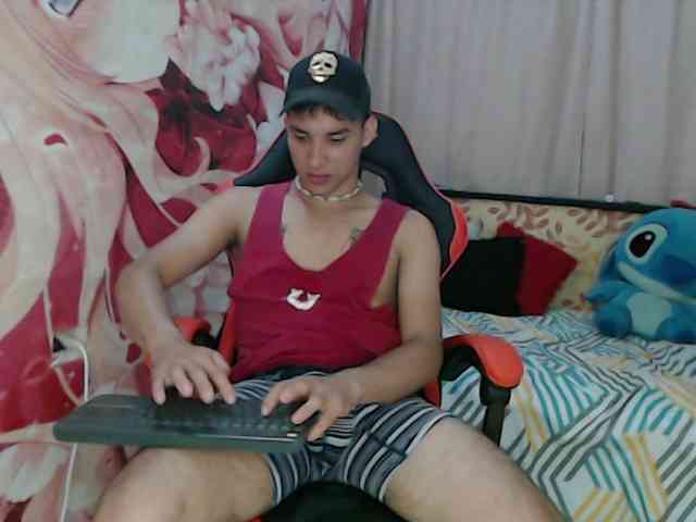 anthony-voss Sex Cam Show