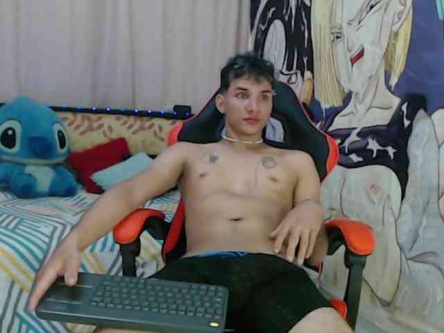 anthony-voss Sex Cam Show