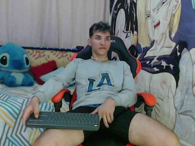 anthony-voss Sex Cam Show