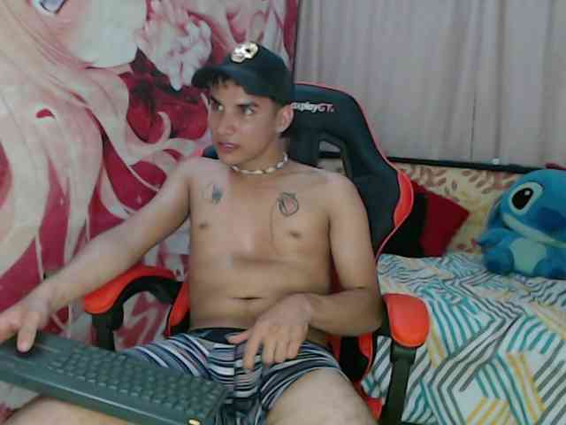 anthony-voss Sex Cam Show