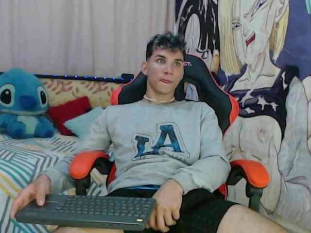 anthony-voss Sex Cam Show