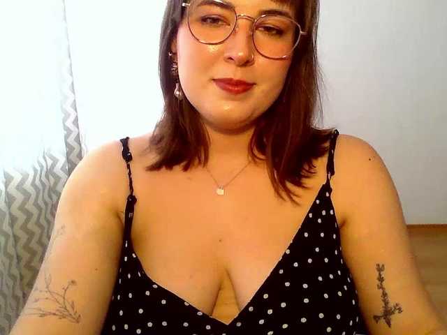 ClaraLove live cam on BongaCams