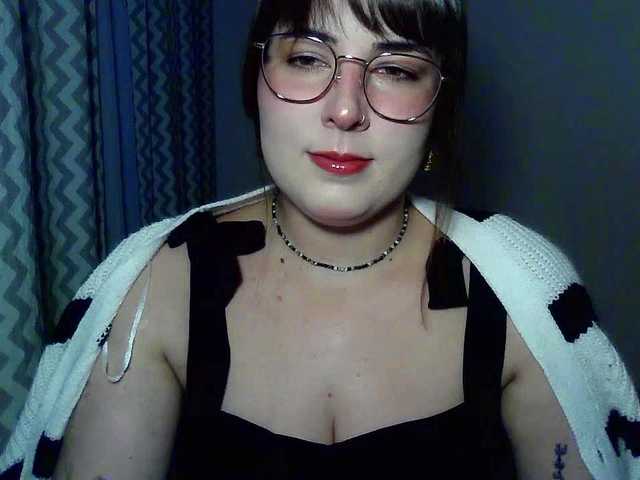 ClaraLove live cam on UnifiedCams