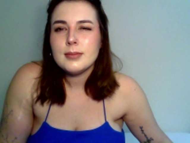 ClaraLove live cam preview