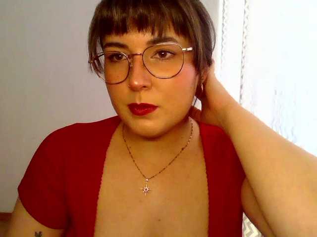 ClaraLove live cam on BongaCams