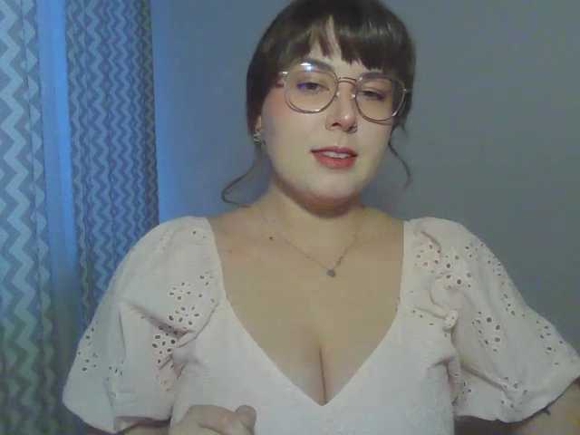 ClaraLove live cam on BongaCams